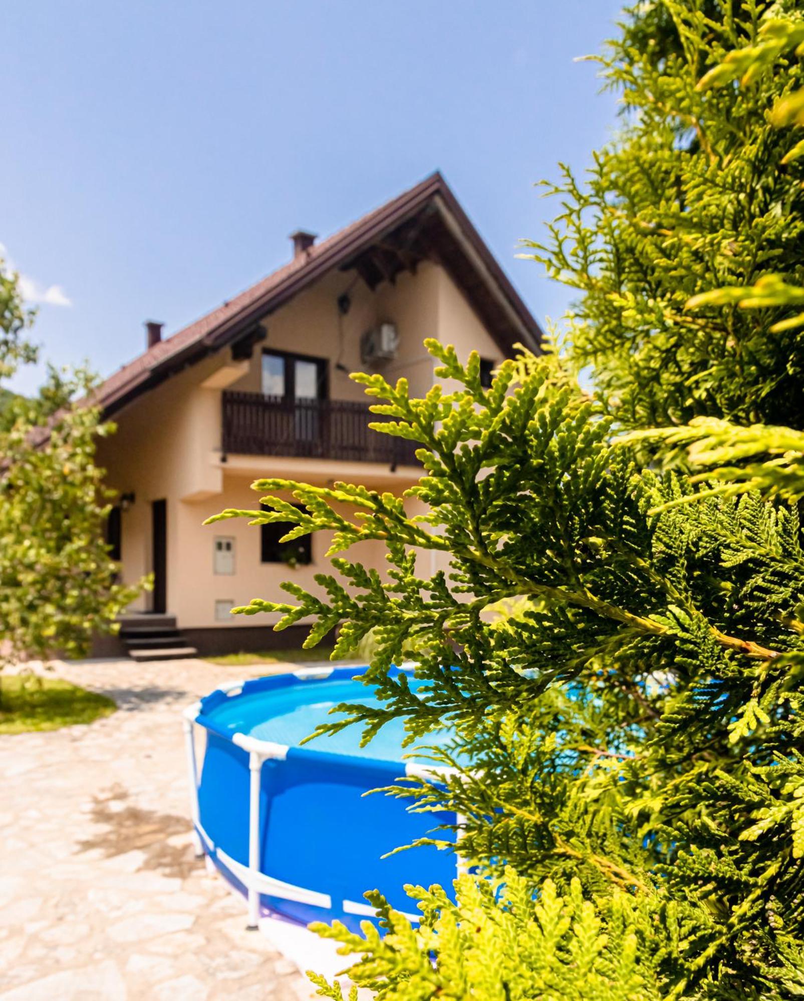 Holiday Home Avita Bihać Eksteriør bilde