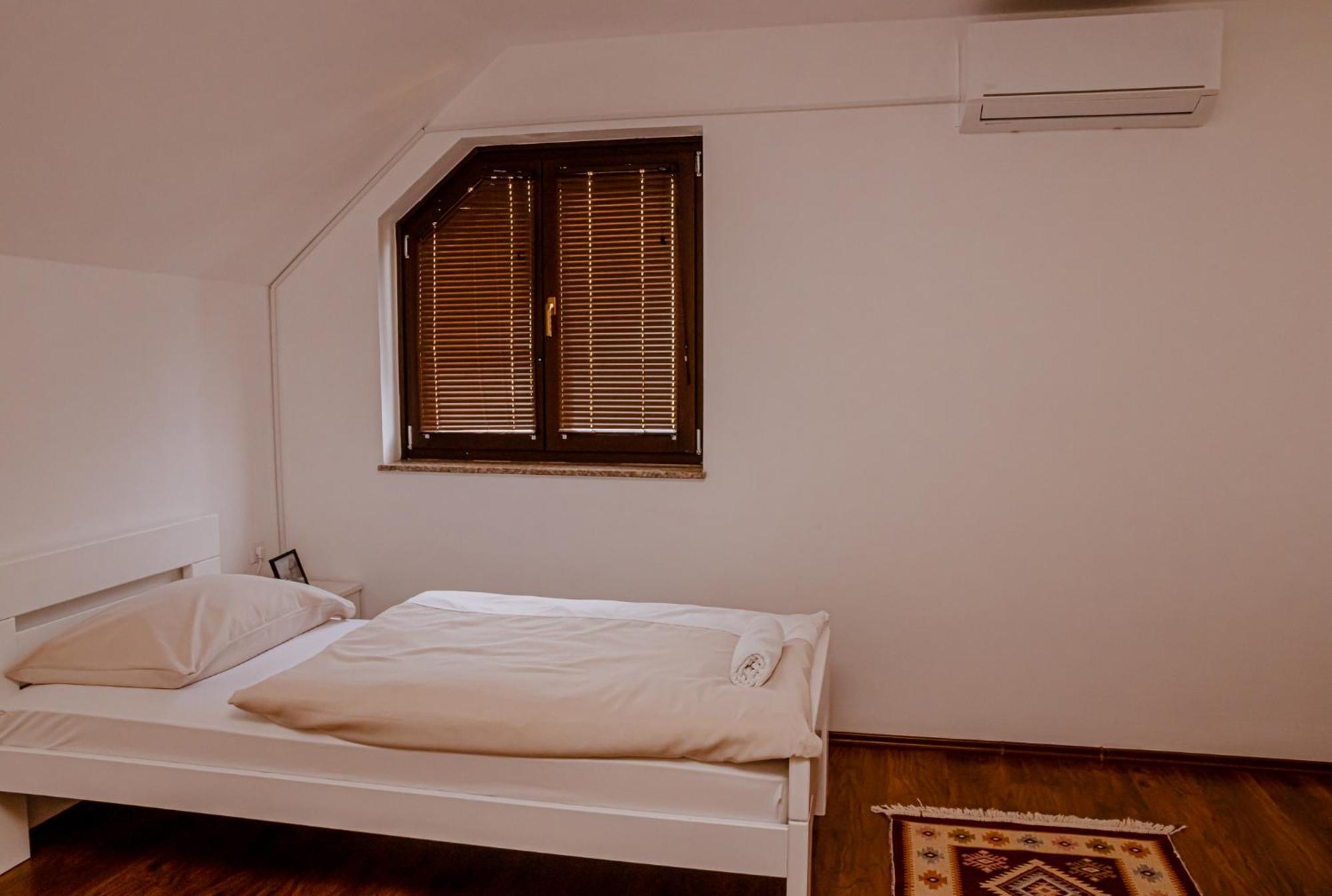 Holiday Home Avita Bihać Eksteriør bilde
